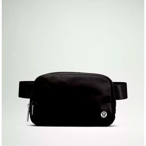 New in Package! Lululemon Everywhere Belt Bag Black Fanny Pack NWT